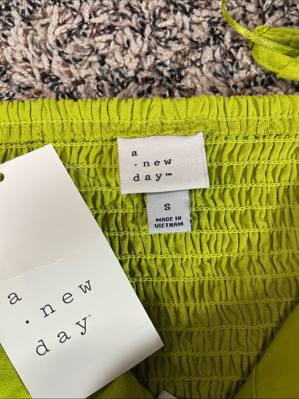 Linen Flutter Sleeve Smocked Crop Top - Neon Lime Var Sizes | NWT - Picture 4 of 4